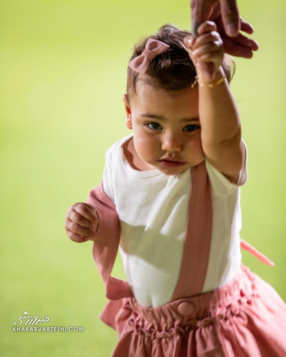 نیمار با انتشار عکسهای دلنشین دخترش، اینستاگرام را منفجر کرد! +تصاویر