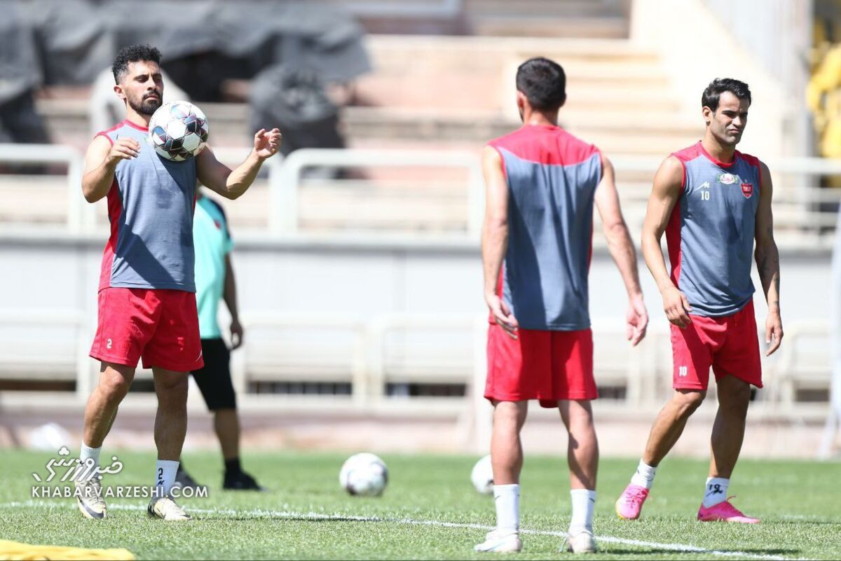 رضا اسدی به گاریدو پیشنهاد شد/ سعید مهری ۲۸ میلیارد می خواهد، پرسپولیس ۲۰ میلیارد می دهد! / الغرافه میتواند تکلیف همه چیز را روشن کند