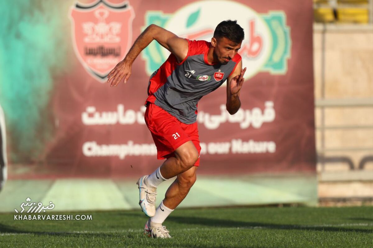 مشکل هافبک پرسپولیس حل شد