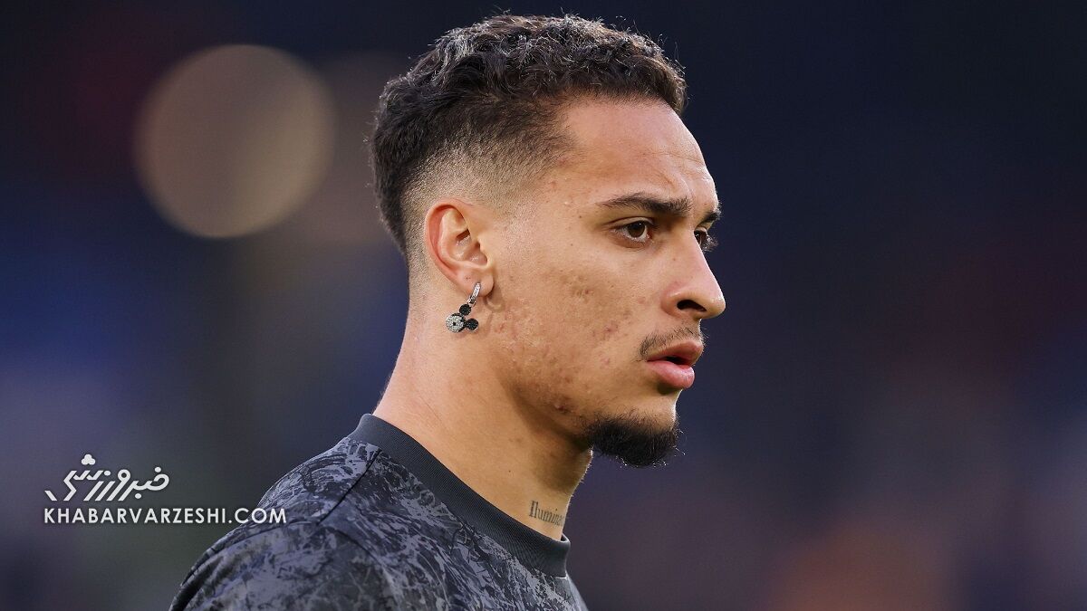 لیگ برتر یا ژوزه مورینیو؟ ستاره منچستریونایتد انتخاب میکند! لیگ برتر یا ژوزه مورینیو؟ ستاره منچستریونایتد انتخاب میکند!