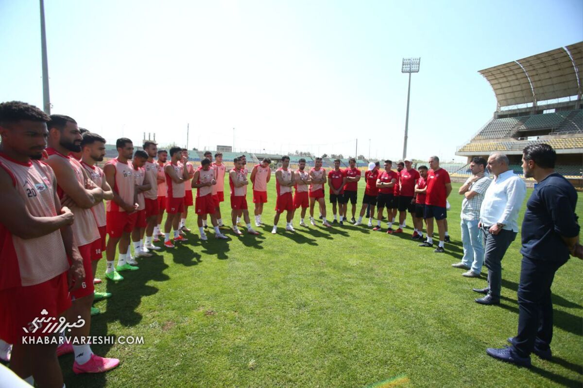 رد پای پرسپولیسی سرشناس در حمله به رضا درویش؛ چه کسی از زمین خوردن وحید هاشمیان سود میبرد؟