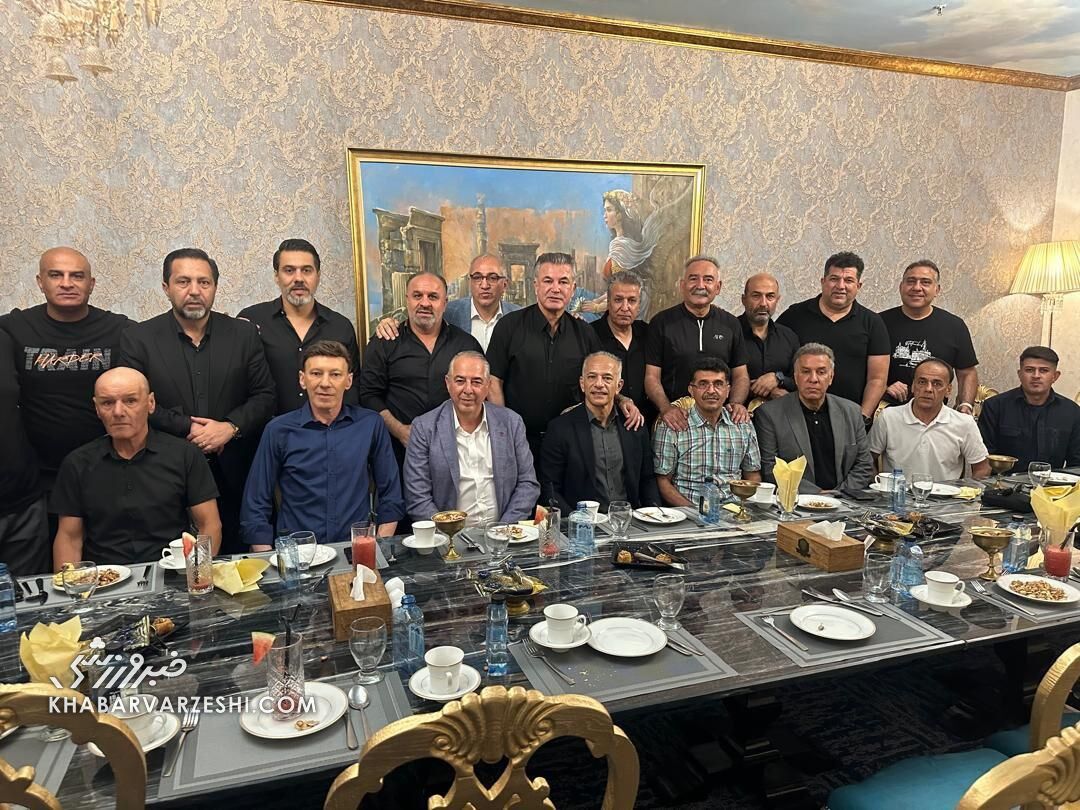 مهمانی ستارههای فوتبال به افتخار پسر تیمسار +عکس