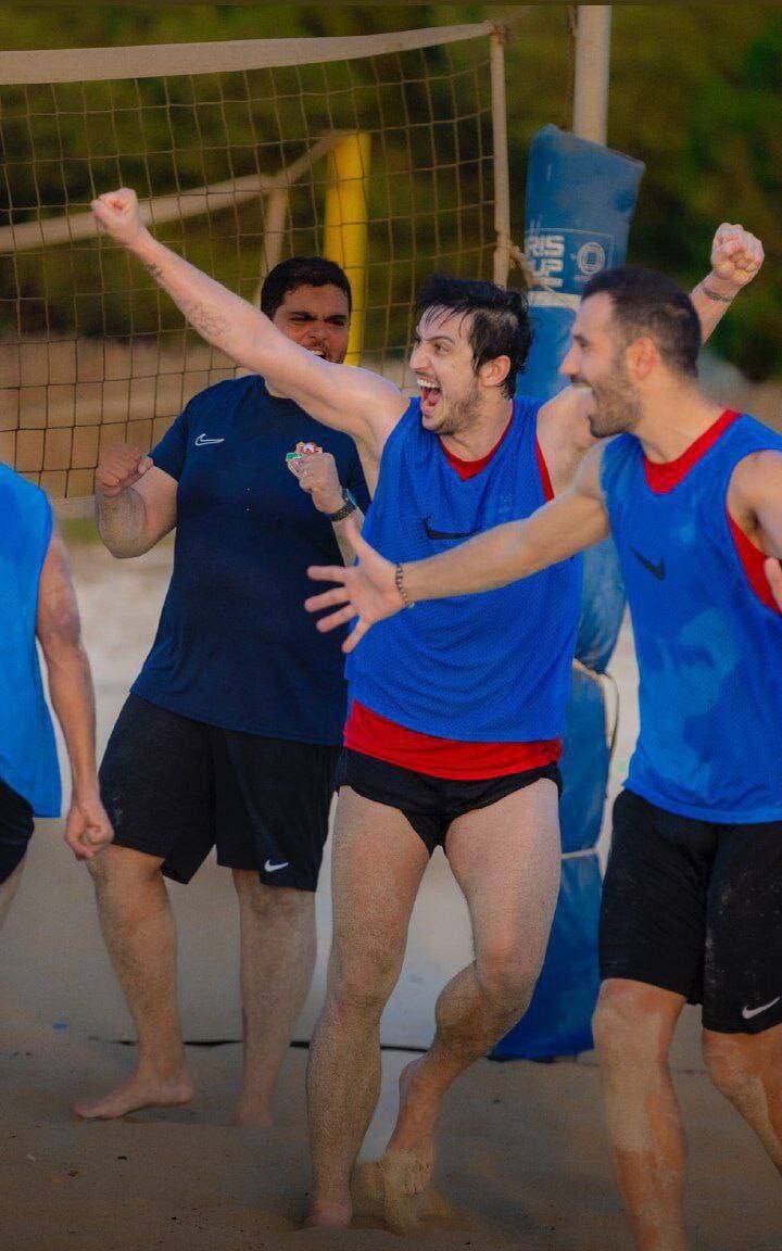 درخشش ستاره ایرانی در سواحل دبی/ وقتی اماراتیها با هنر دیگر سردار آشنا شدند! +عکس