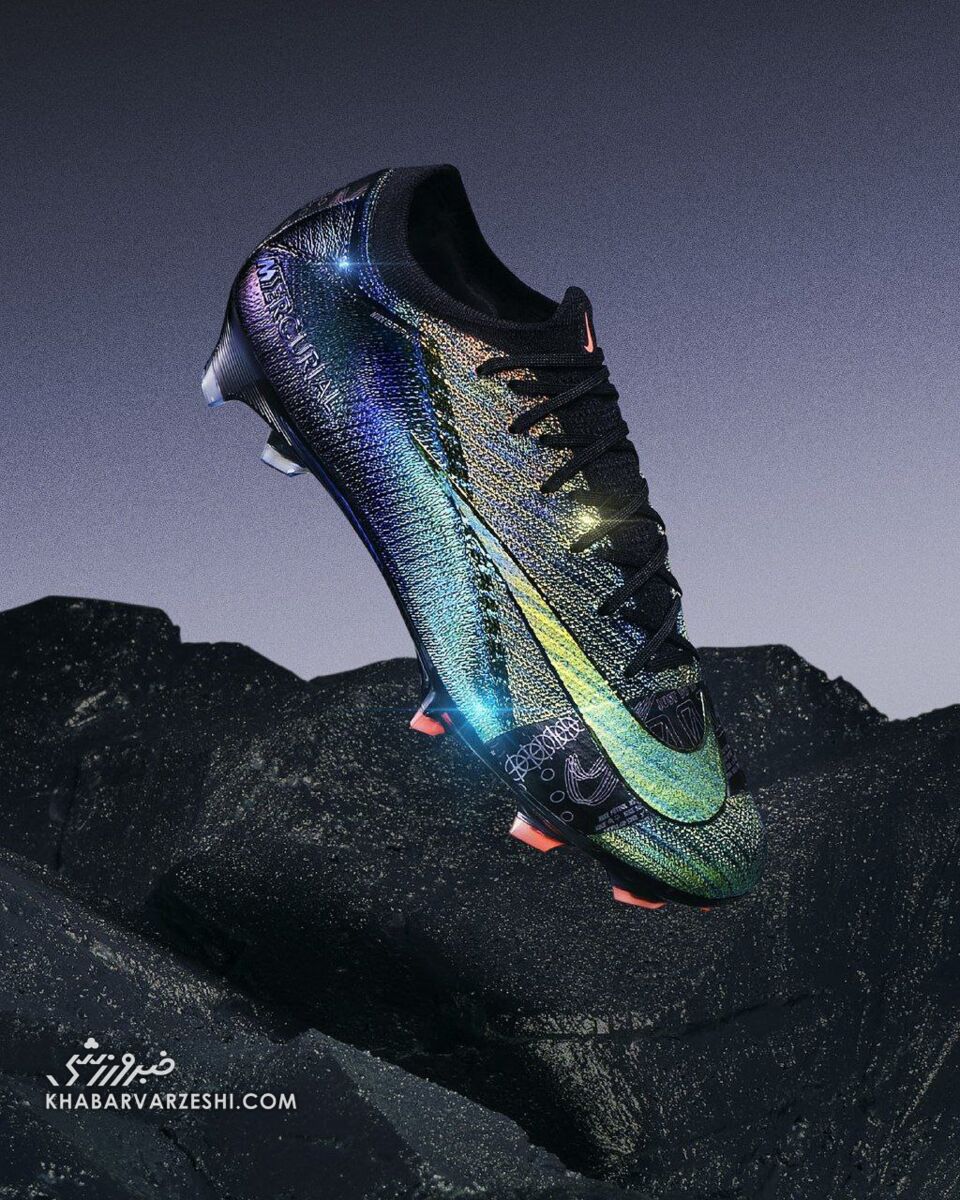 عکس| رونمایی نایکی از کفشهای جدید رونالدو