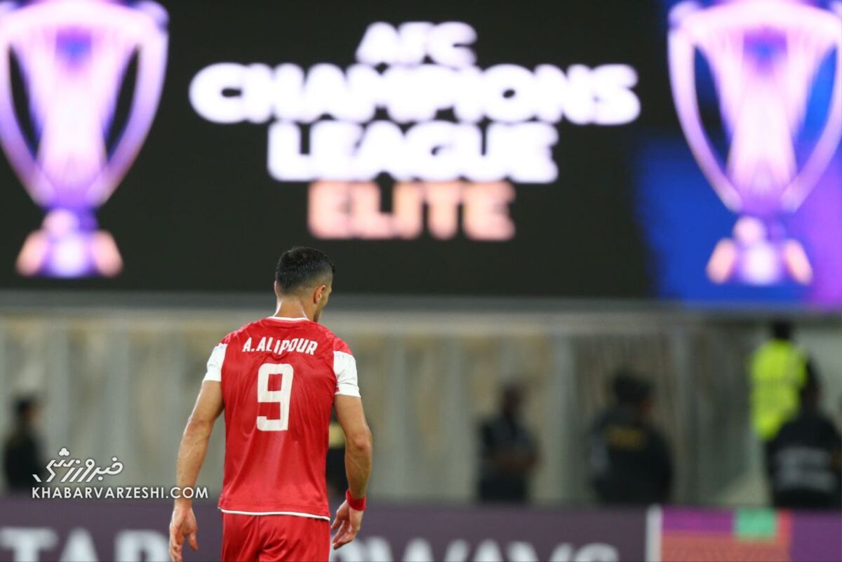 علی علیپور، هدیه قلعهنویی به تاریخ باشگاه پرسپولیس!