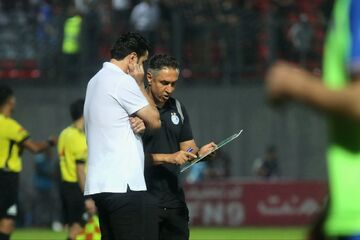 ادعای مربی استقلال: تصمیم اشتباه سرنوشت تیم ما را تغییر داد