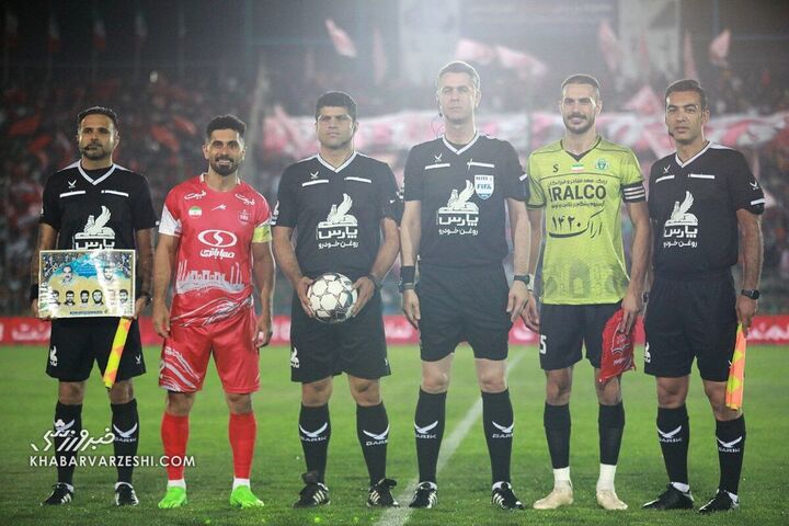 امید عالیشاه، مهران موسوی و محمدحسین زاهدیفر (داور)؛ پرسپولیس - آلومینیوم