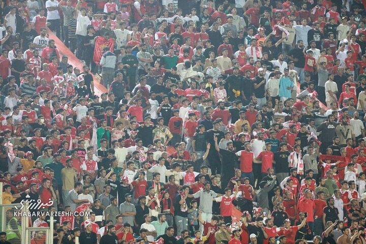 هواداران پرسپولیس؛ پرسپولیس - آلومینیوم