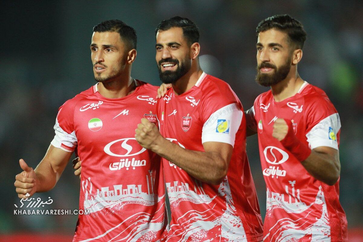 پرسپولیس ۲ - آلومینیوم ۰؛ پرسپولیس با پیروزی به دربی رسید/ تیم گاریدو در جمع مدعیان پرسپولیس ۲ - آلومینیوم ۰؛ پرسپولیس با پیروزی به دربی رسید/ تیم گاریدو در جمع مدعیان