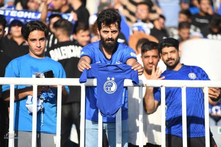 هواداران استقلال؛ استقلال - پرسپولیس (دربی تهران)