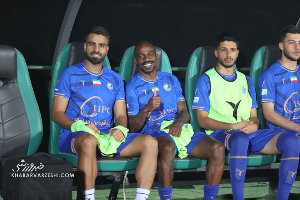 فردا، اولین حضور فیکس مرادمند در فصل جاری فردا، اولین حضور فیکس مرادمند در فصل جاری