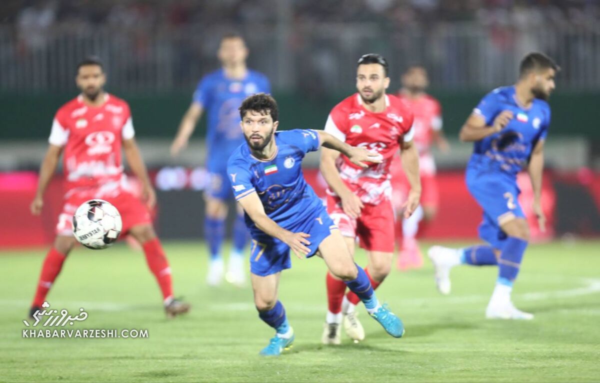 پرسپولیس و استقلال به خاطر مجوز حرفهای جریمه شدند! پرسپولیس و استقلال به خاطر مجوز حرفهای جریمه شدند!