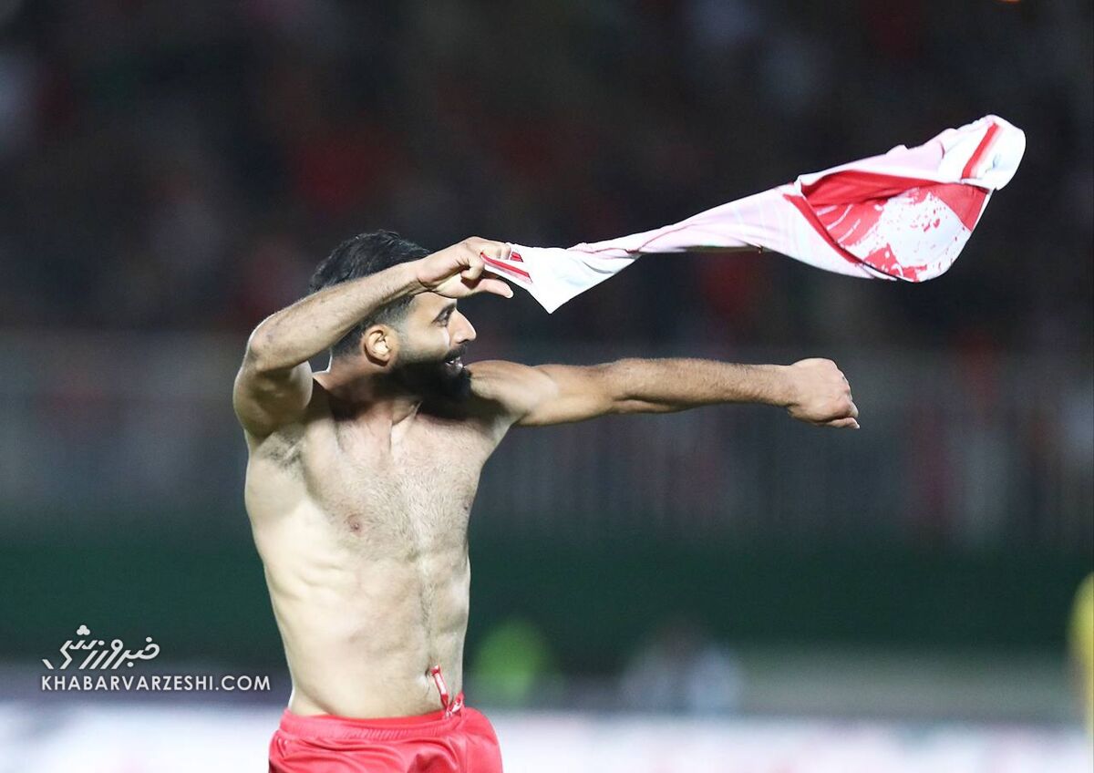 قرار بود من به جای ایمون زاید به زمین بروم/ پیشنهادات بهتری داشتم ولی با افتخار با پرسپولیس تمدید کردم! قرار بود من به جای ایمون زاید به زمین بروم/ پیشنهادات بهتری داشتم ولی با افتخار با پرسپولیس تمدید کردم!