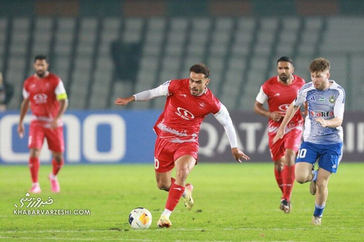 اوستون اورونوف؛ پرسپولیس - پاختاکور