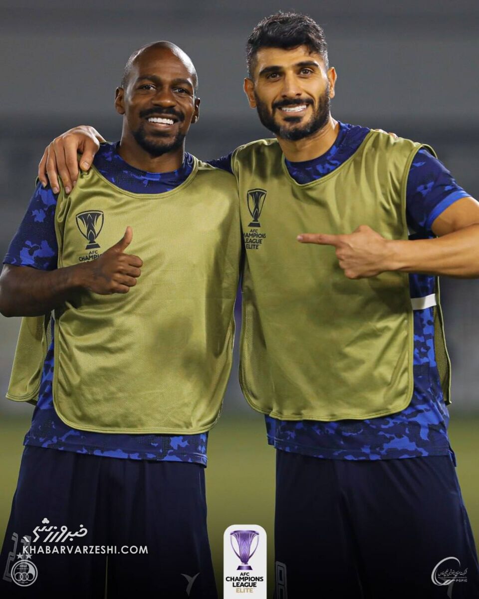 استقلالیها لباس پلنگی پوشیدند +عکس