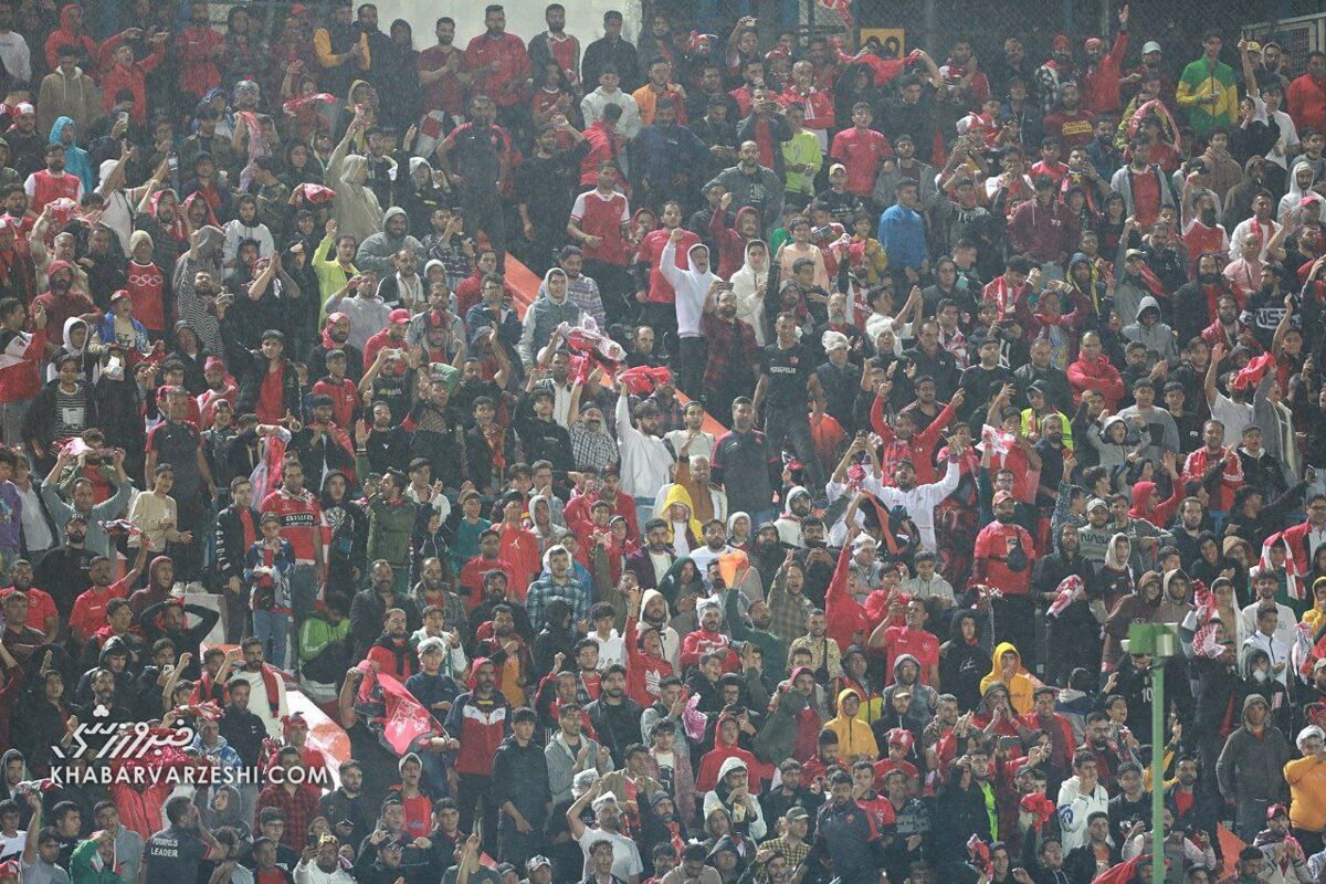 انتقاد تند هواداران پرسپولیس؛ شعار "حیا کن رها کن" برای گاریدو اسپانیایی +فیلم انتقاد تند هواداران پرسپولیس؛ شعار "حیا کن رها کن" برای گاریدو اسپانیایی +فیلم