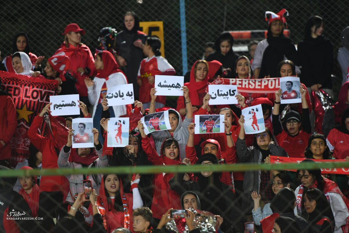 شوک لرها، هادی نوروزی را از یاد پرسپولیسیها برد! شوک لرها، هادی نوروزی را از یاد پرسپولیسیها برد!