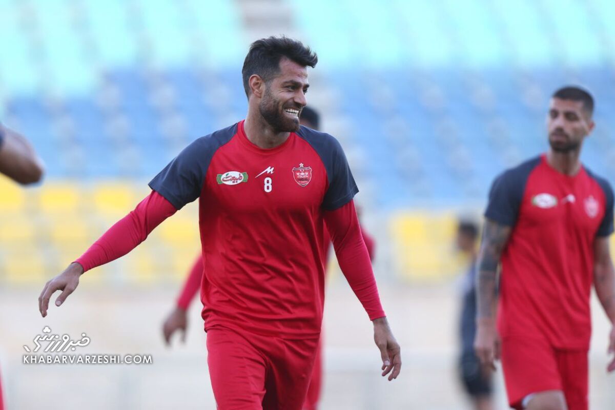 عکس| ملاقات مدافع پرسپولیس با بسکتبالیست استقلالی