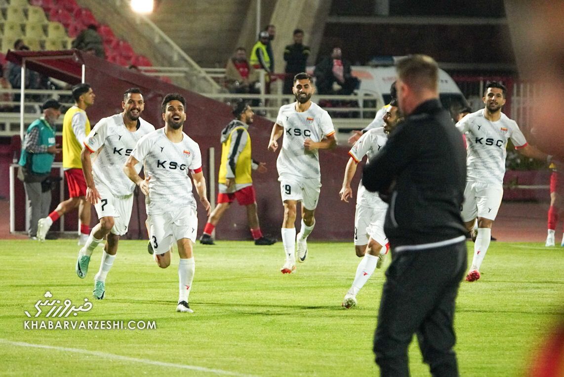 بهترینهای هفته هفتم لیگ برتر ایران/ استقلال آزاد شد، هوادار گل زد!/ تراکتور با یک باخت از صدر تا پله پنجم سقوط کرد!