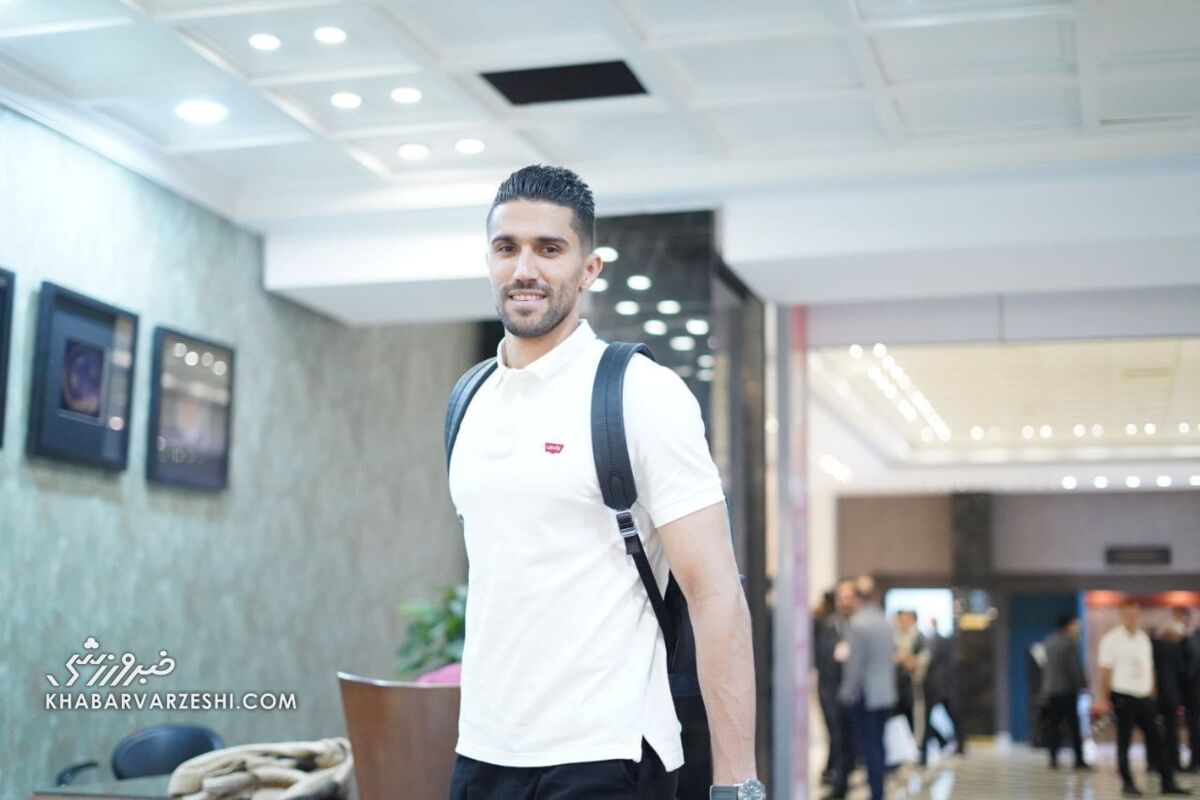 عکس| ستارههای فوتبال ایران به صف شدند