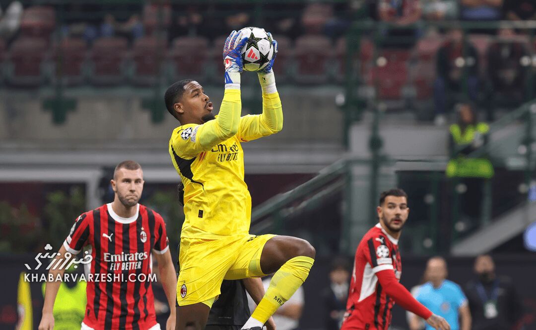 دروازه بان قرمزها پیشنهاد گالاتاسرای را رد کرد دروازه بان قرمزها پیشنهاد گالاتاسرای را رد کرد