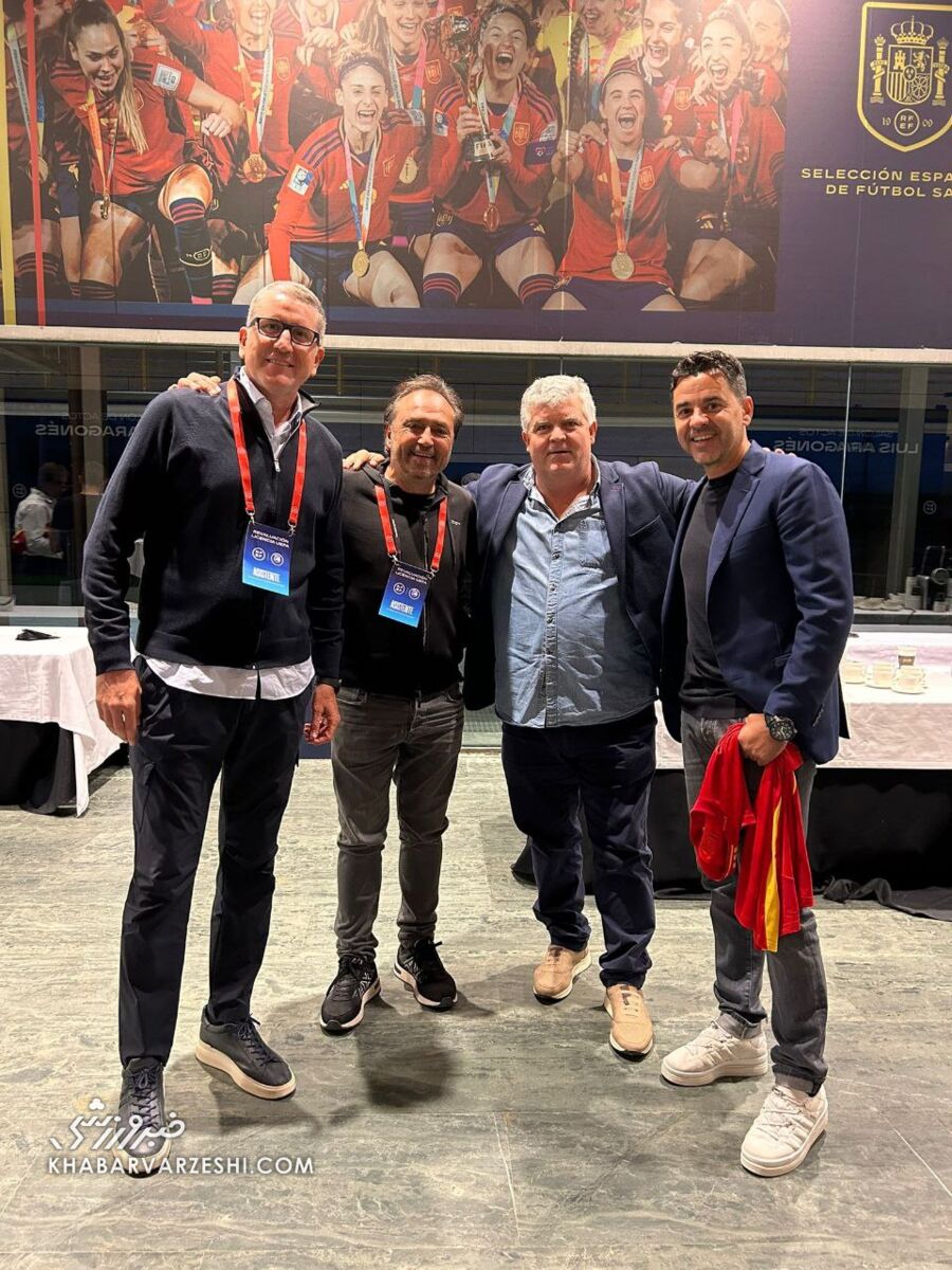 دورهمی گاریدو با مربیان معروف در اسپانیا/ سرمربی پرسپولیس در کنار اونای امری و لوئیس دلافوئنته +تصاویر