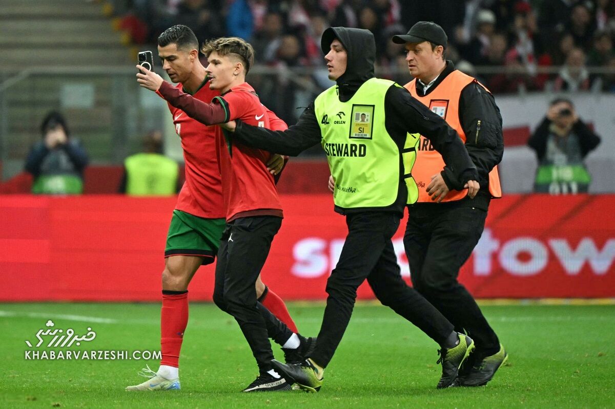 حمایت رونالدو از جیمی جامپ 4 وقتی رونالدو از جیمی جامپ محافظت میکند! +تصاویر