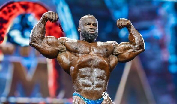 ویدیو| لحظه اعلام اسم نفر اول مستر المپیا ۲۰۲۴ و عکسالعمل جالب هادی چوپان ویدیو| لحظه اعلام اسم نفر اول مستر المپیا ۲۰۲۴ و عکسالعمل جالب هادی چوپان