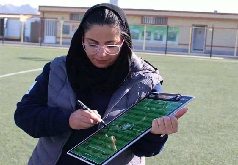 شادی رضایی، سرمربی زنان پرسپولیس: فوتبال واقعی با فوتبال روی کاغذ فرق میکند شادی رضایی، سرمربی زنان پرسپولیس: فوتبال واقعی با فوتبال روی کاغذ فرق میکند