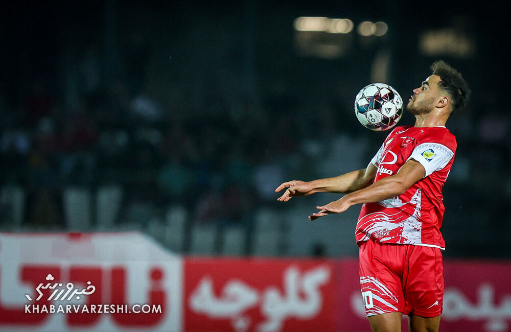 پرسپولیس دیر متوجه شد باید چطور فوتبال بازی کند/ اگر اورونوف میرود یکی مثل او را بیاورید/ آقای گاریدو مقتدرانه برنده شوید نه با خوش شانسی