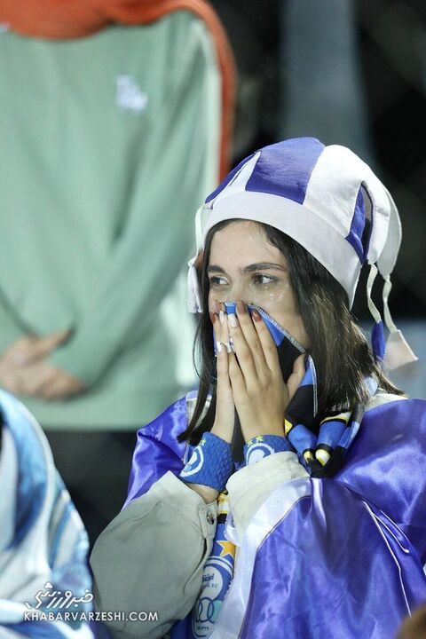 اشکهای هوادار استقلال؛ استقلال - ذوب آهن