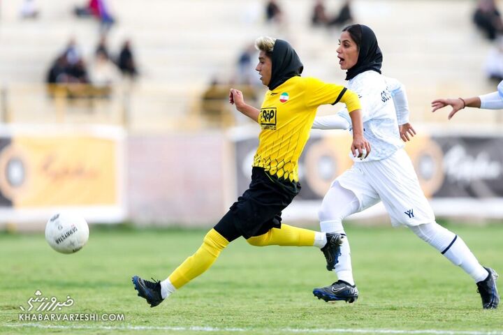 فوتبال زنان سپاهان - گلگهر