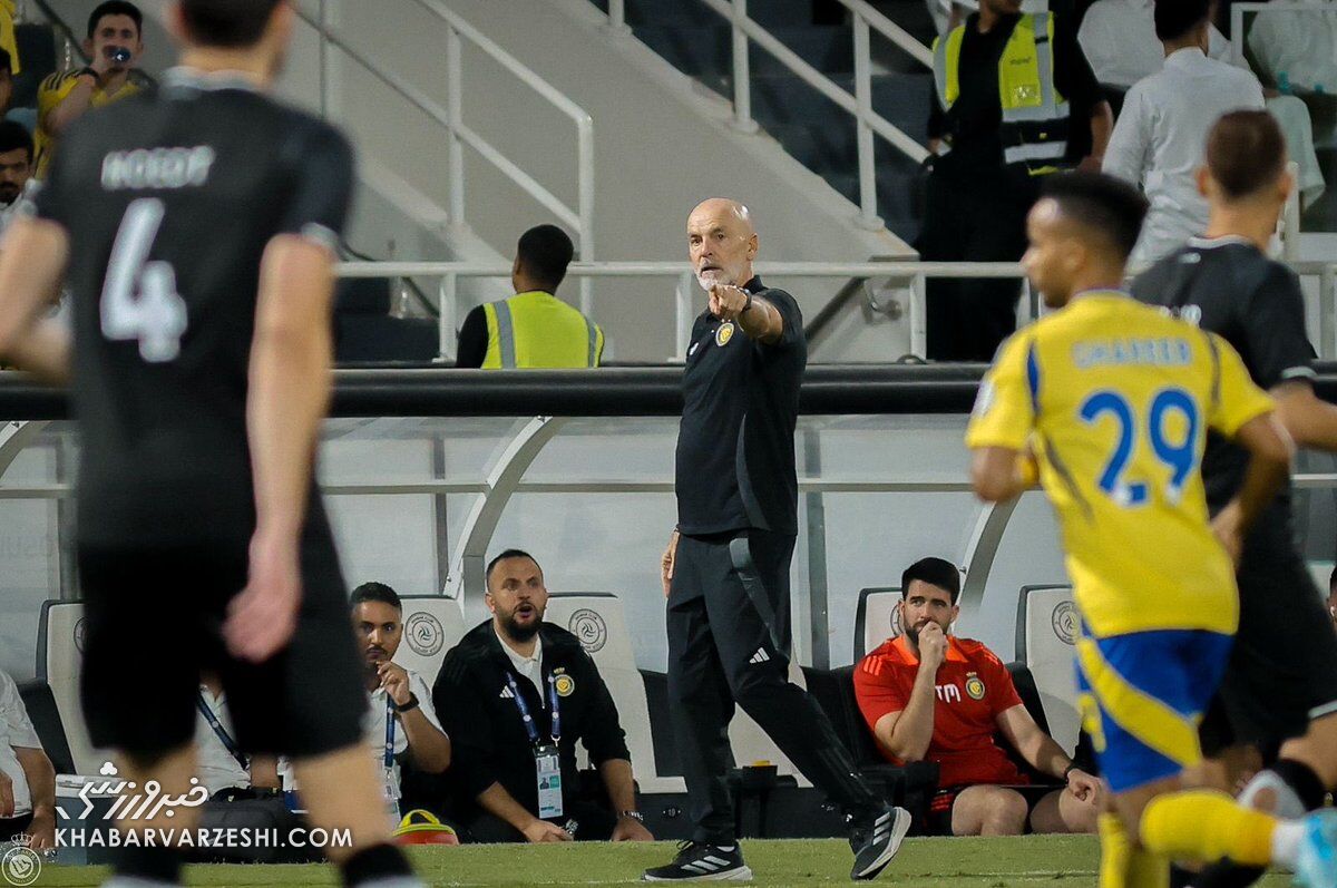 رفتار حرفه ای سرمربی النصر، پیولی پیگیر وضعیت خدابنده لو! رفتار حرفه ای سرمربی النصر، پیولی پیگیر وضعیت خدابنده لو!