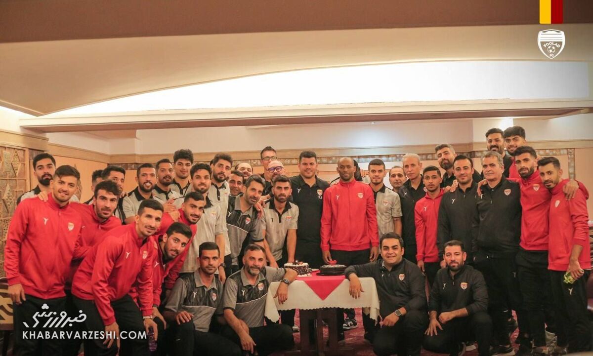 عکس| مسنترین ستاره لیگ برتر فوتبال ایران ۴۱ ساله شد