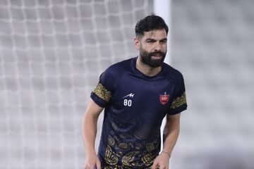 این ستاره جایی در برنامه‌های سرمربی پرسپولیس ندارد!