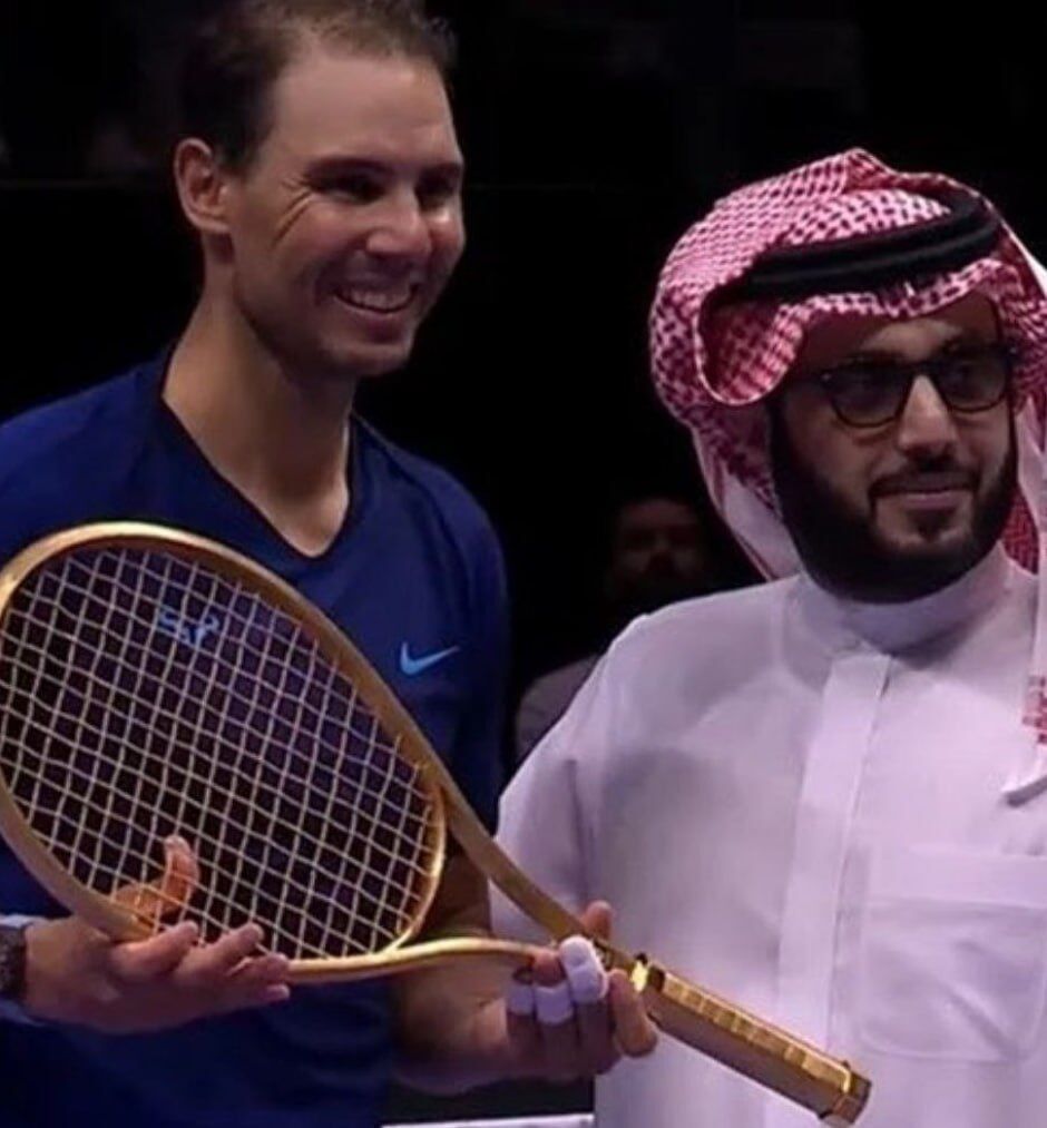 عربستانیها نادال را با یک هدیه گران قیمت غافلگیر کردند +عکس