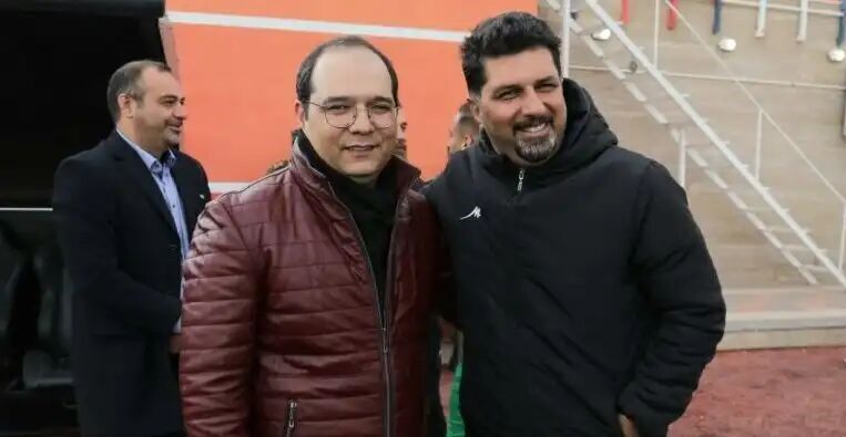 آلومینیوم - ذوب آهن؛ رقبای سنتی در جدال صنعتی! حسینی در خانه نمی برد، ربیعی بیرون خانه! آلومینیوم - ذوب آهن؛ رقبای سنتی در جدال صنعتی! حسینی در خانه نمی برد، ربیعی بیرون خانه!