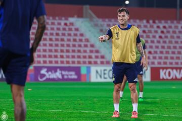 اوتاویو در عربستان می‌ماند اما نه در النصر!