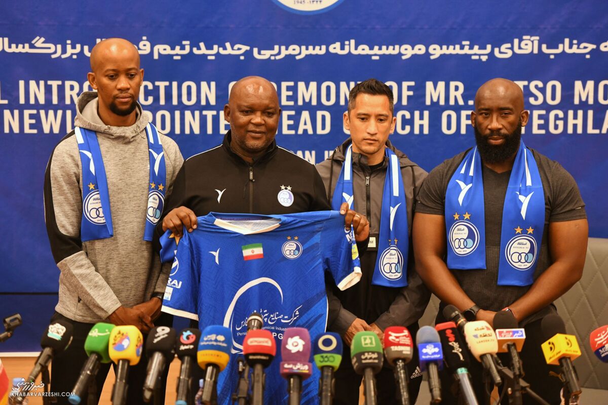 عکس| مربی بدنساز استقلال با بازوهای بزرگ و بدن آماده آمد! عکس| مربی بدنساز استقلال با بازوهای بزرگ و بدن آماده آمد!