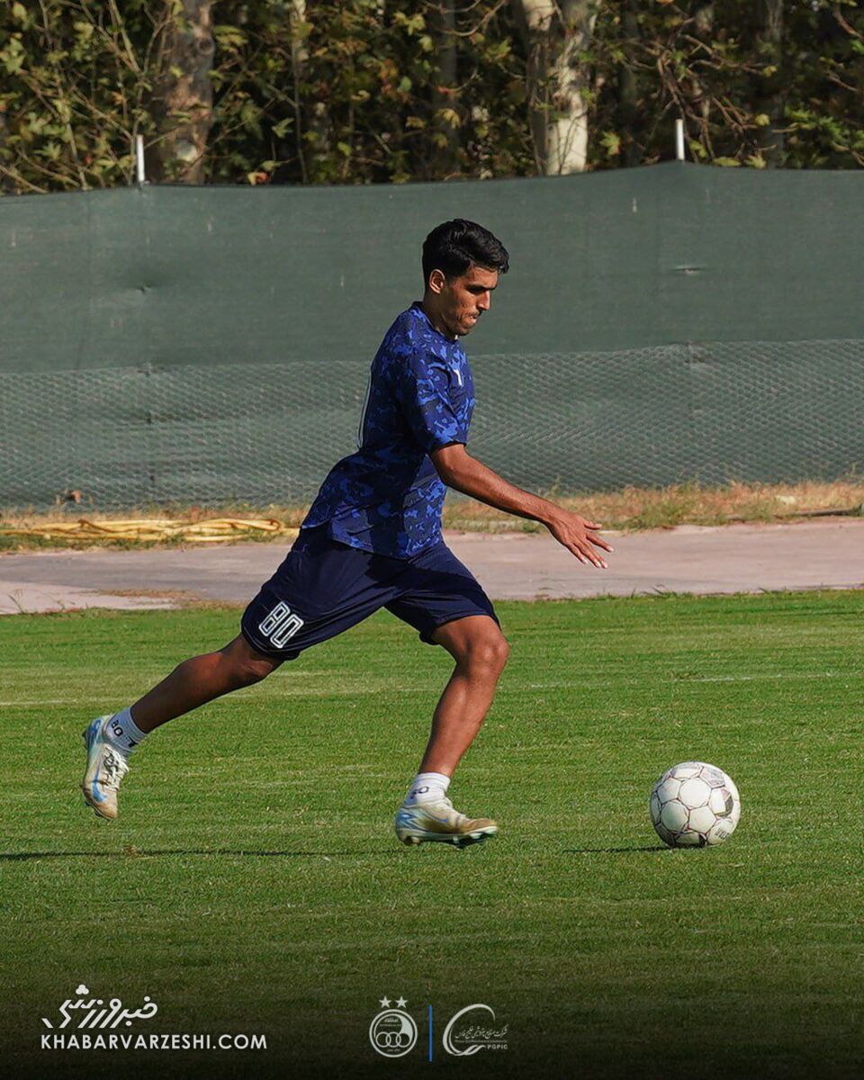 موسیمانه شرح وظایف بازیکنان استقلال را مشخص کرد/ گفتوگوی ویژه سرمربی آفریقایی با سمیعی و شهریاری +تصاویر
