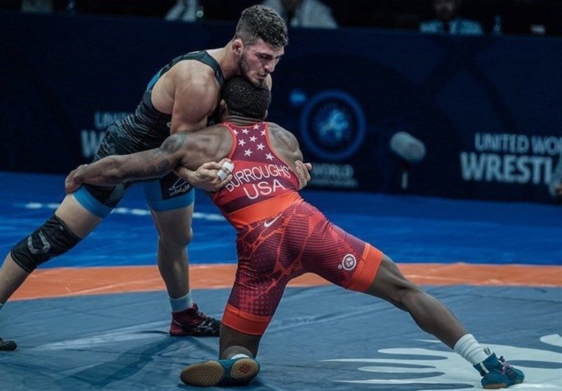 ویدیو| کار بزرگ نخودی در آلبانی؛ صعود به فینال با شکست جردن باروز افسانهای ویدیو| کار بزرگ نخودی در آلبانی؛ صعود به فینال با شکست جردن باروز افسانهای