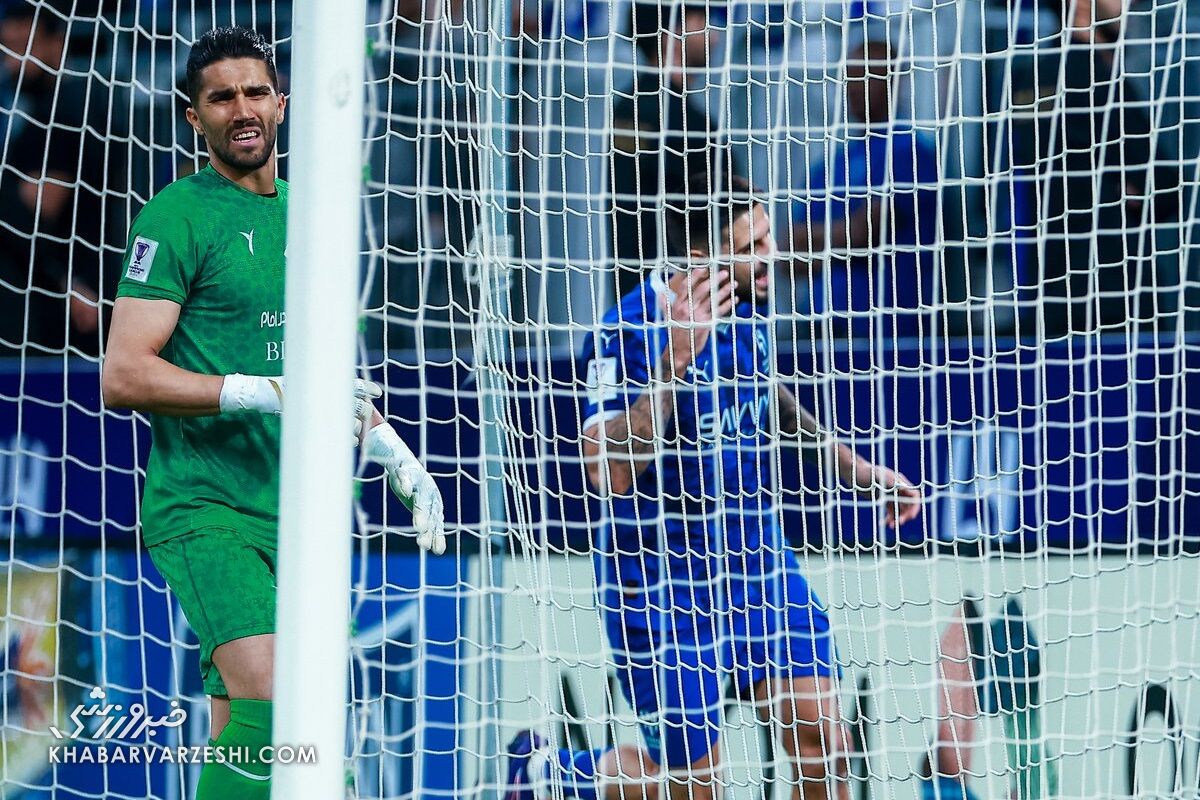 خط دفاعی استقلال در عربستان؛ مدافع یا توریست؟! خط دفاعی استقلال در عربستان؛ مدافع یا توریست؟!