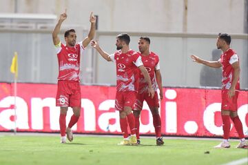 جزئیات جدایی وحید امیری از پرسپولیس/ سومین ستاره هم پول گرفت و فسخ کرد!