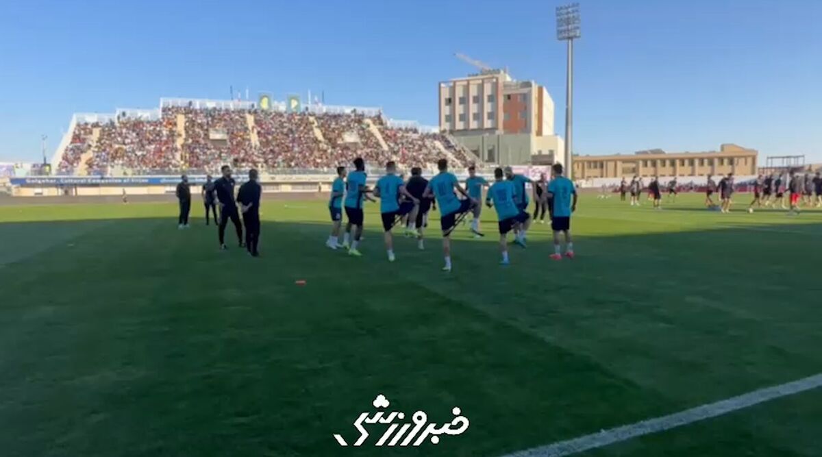 ویدیو| تمرینات بازیکنان گل گهر قبل از بازی با پرسپولیس ویدیو| تمرینات بازیکنان گل گهر قبل از بازی با پرسپولیس