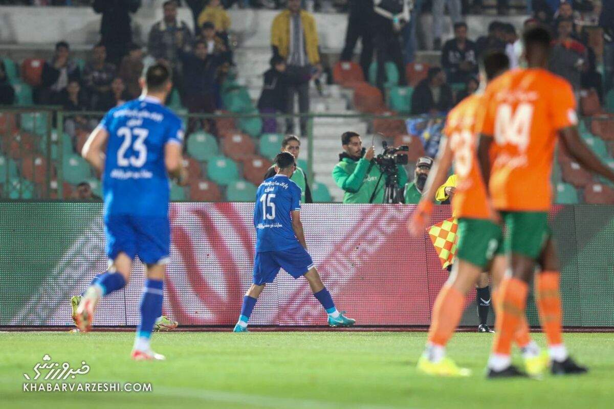 ویدیو| خلاصه بازی استقلال ۱ - مس رفسنجان ۰/ برد اول موسیمانه با گل زمانی جوان ویدیو| خلاصه بازی استقلال ۱ - مس رفسنجان ۰/ برد اول موسیمانه با گل زمانی جوان