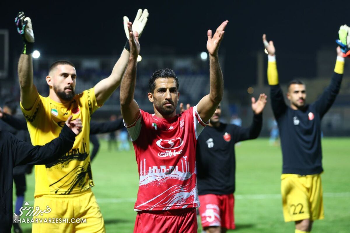 پرسپولیس – گل گهر؛ کارتال برابر تارتار، نبرد بر سر نیمکت سرخ! پرسپولیس – گل گهر؛ کارتال برابر تارتار، نبرد بر سر نیمکت سرخ!