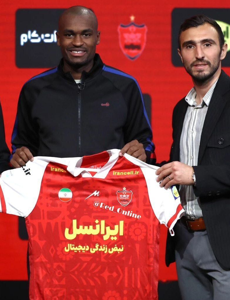 افشاگری مجازی علیه دوست ایرانی موسیمانه؛ آورنده بازیکنان خارجی پرسپولیس، مشاور سرمربی استقلال! +تصاویر