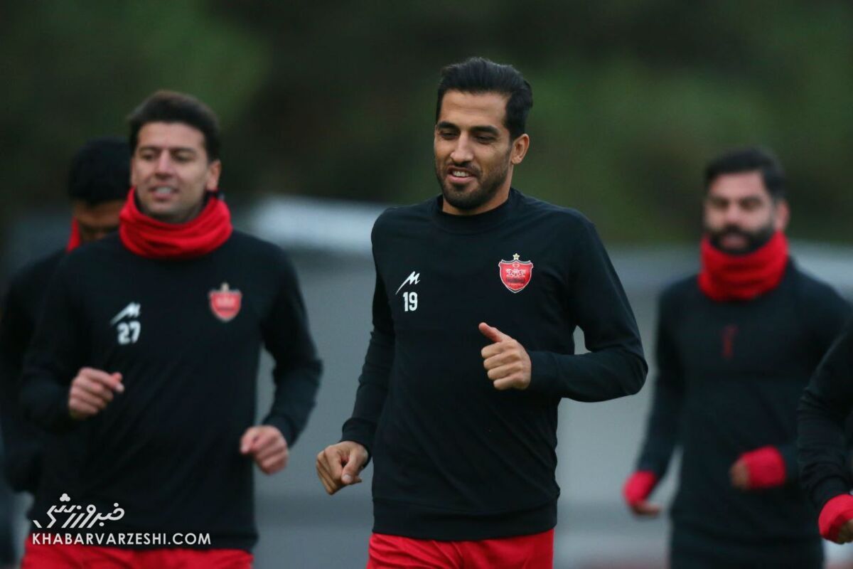 بازگشت اجباری ستاره پرسپولیس به پست نامحبوب! بازگشت اجباری ستاره پرسپولیس به پست نامحبوب!
