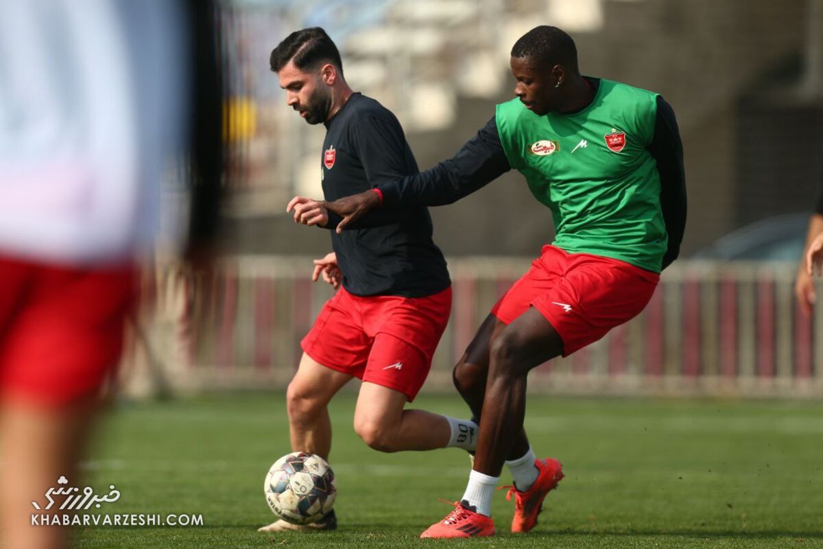 برگزاری تمرین سنگین پرسپولیس در غیاب ملیپوشان برگزاری تمرین سنگین پرسپولیس در غیاب ملیپوشان