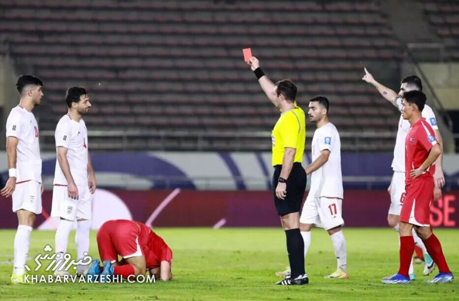 خلیلزادهها تا تابستان دو سال بعد از این هم پیرتر میشوند/ با این دفاع در جام جهانی ضربهپذیر میشویم/ دفاع تیم ملی نیاز به پوست اندازی دارد